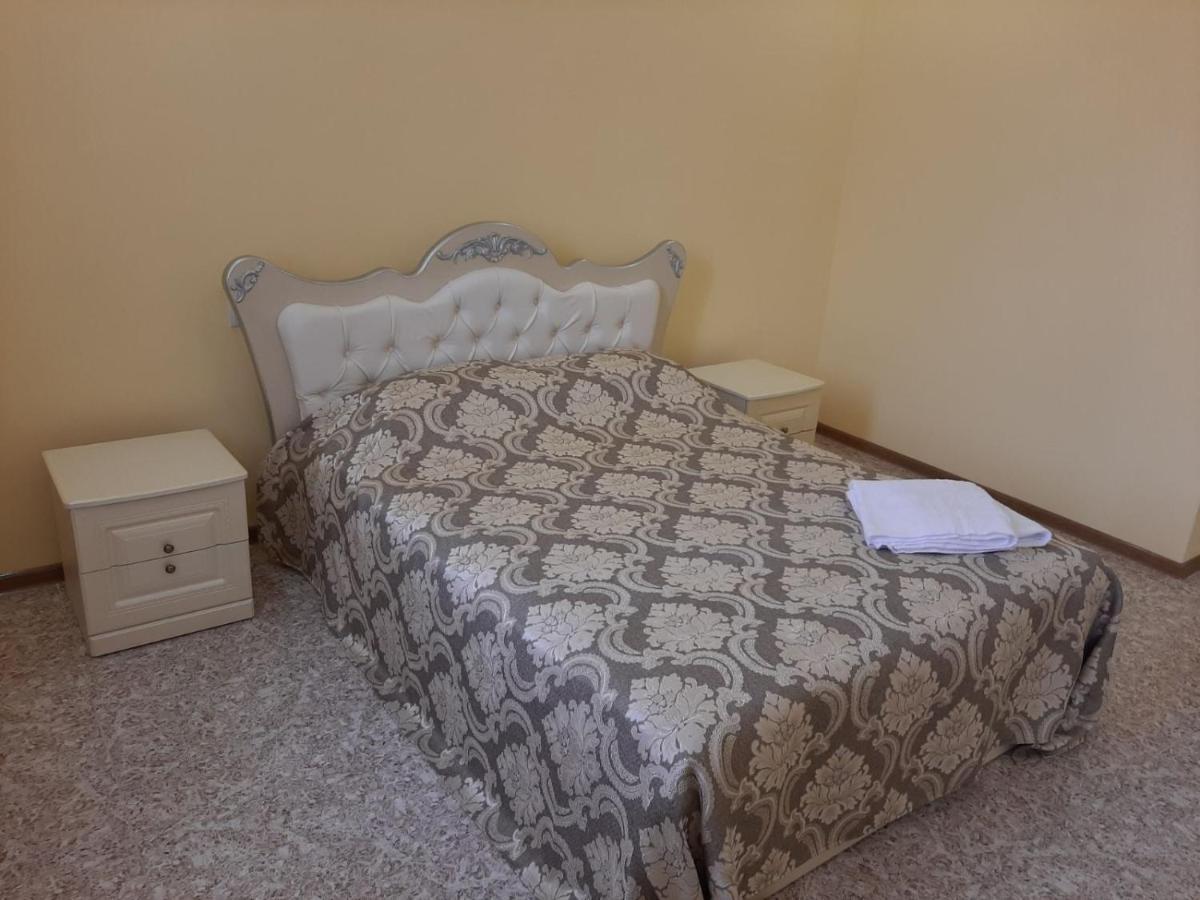 Noyemburg Hotel Noyemberyan Екстер'єр фото